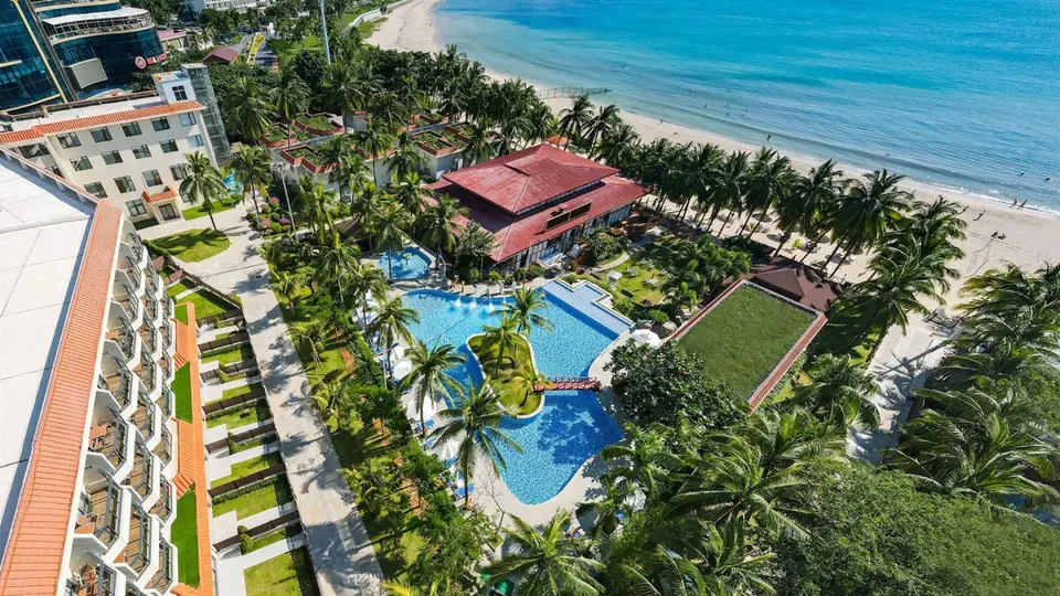 SOUTH CHINA HOTEL — фото 1, Coral Travel