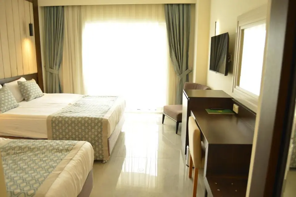 LAKE & RIVER SIDE HOTEL & SPA — фото 3, Coral Travel
