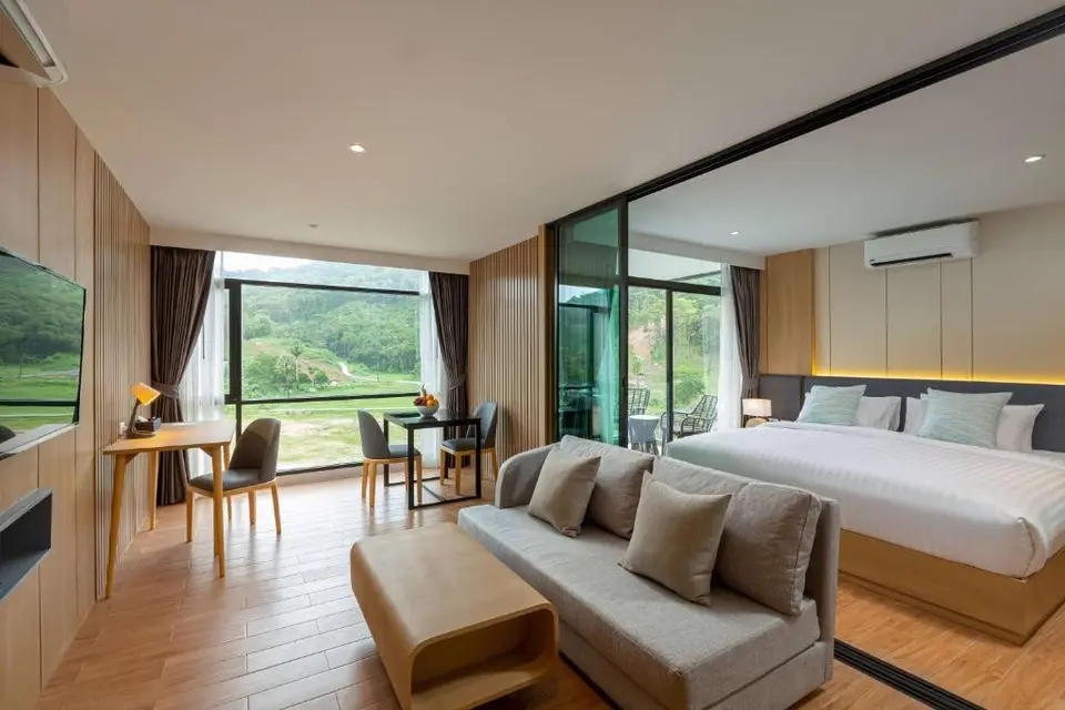 WYNDHAM GARDEN NAITHON PHUKET — фото 2, Coral Travel