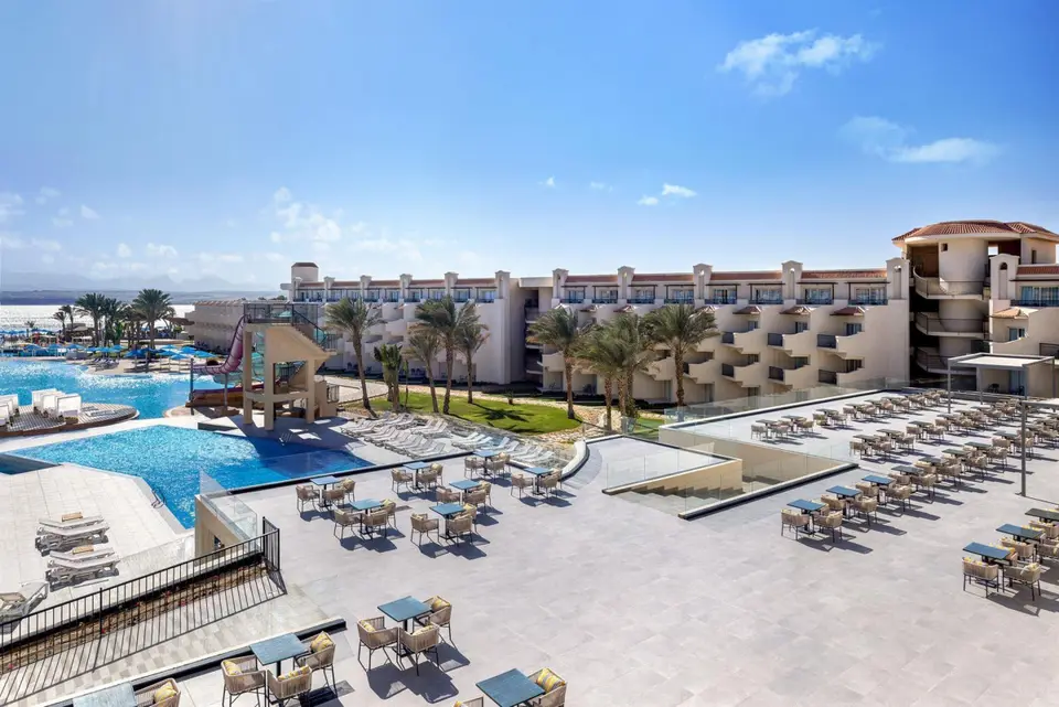 THE V LUXURY RESORT — фото 1, Coral Travel
