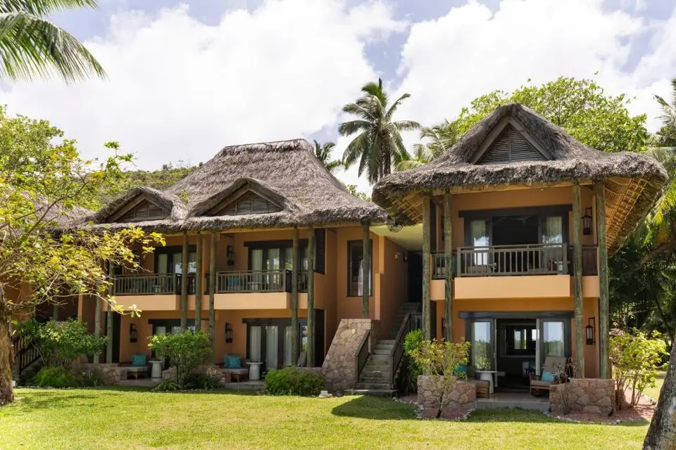 CONSTANCE LEMURIA — фото 5, Coral Travel