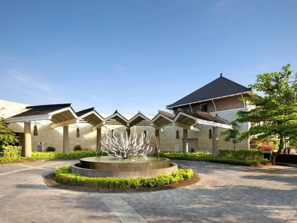 MERCURE BALI NUSA DUA — фото 1, Coral Travel