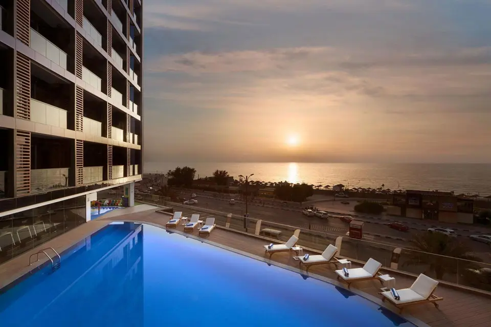 WYNDHAM GARDEN AJMAN CORNICHE — фото 2, Coral Travel