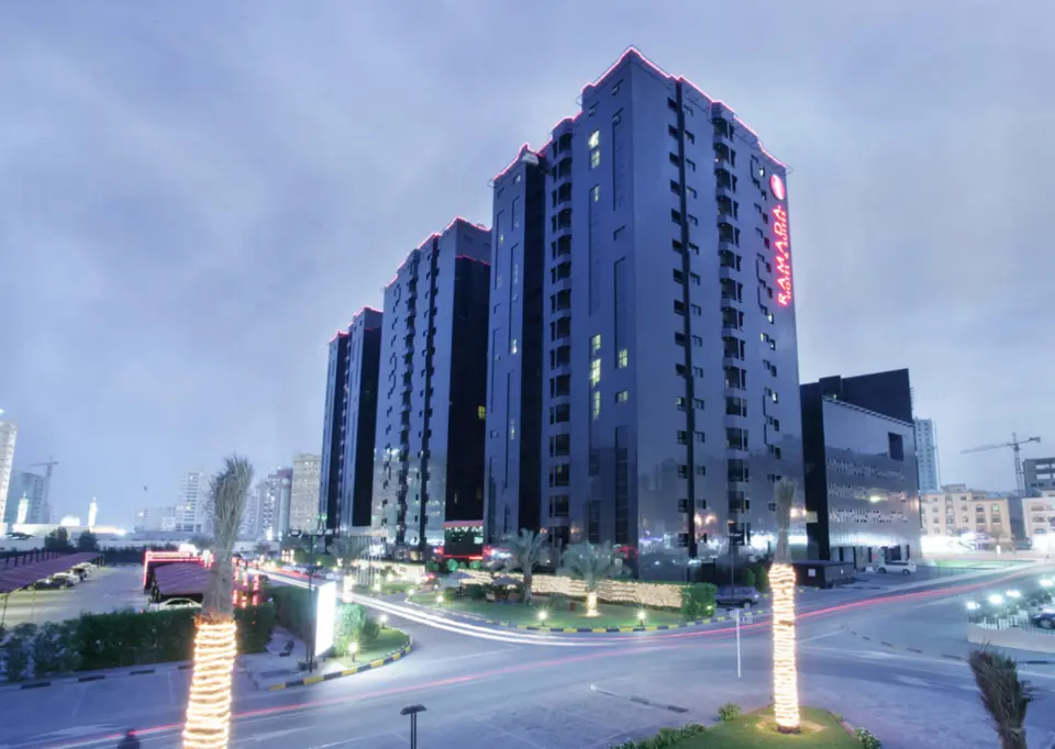 RAMADA HOTEL & SUITES AJMAN — фото 2, Coral Travel