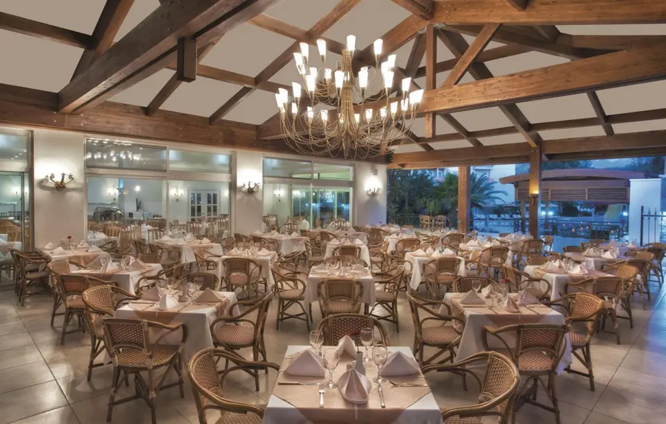 AKKA CLAROS HOTEL — фото 7, Coral Travel