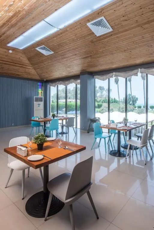 BM BEACH HOTEL — фото 4, Coral Travel