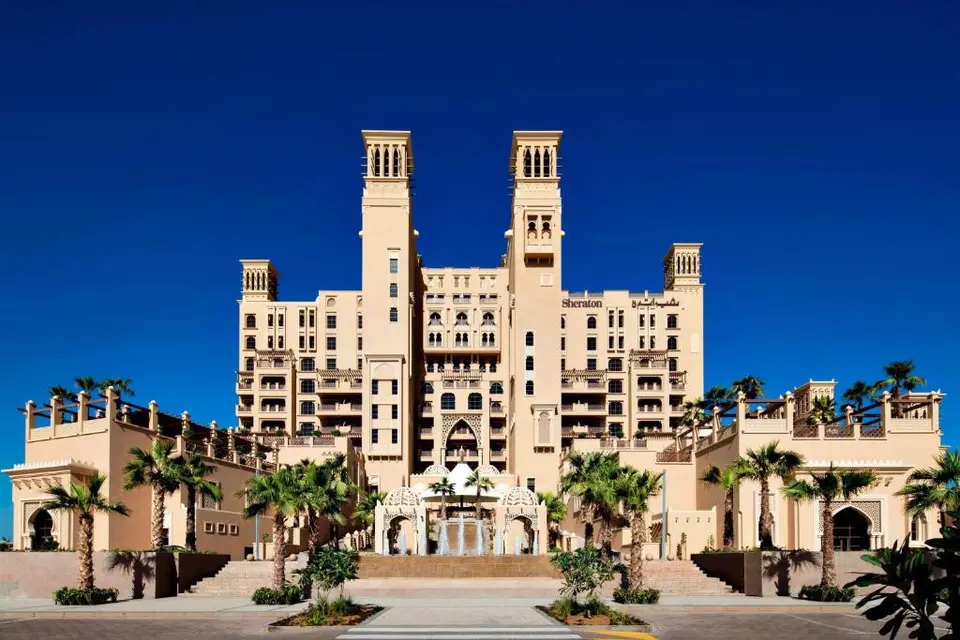 SHERATON SHARJAH BEACH RESORT & SPA — фото 4, Coral Travel