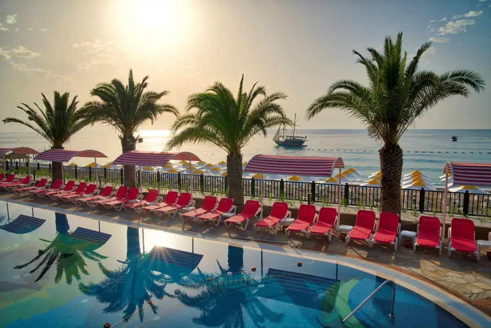 PIRATES BEACH CLUB — фото 3, Coral Travel
