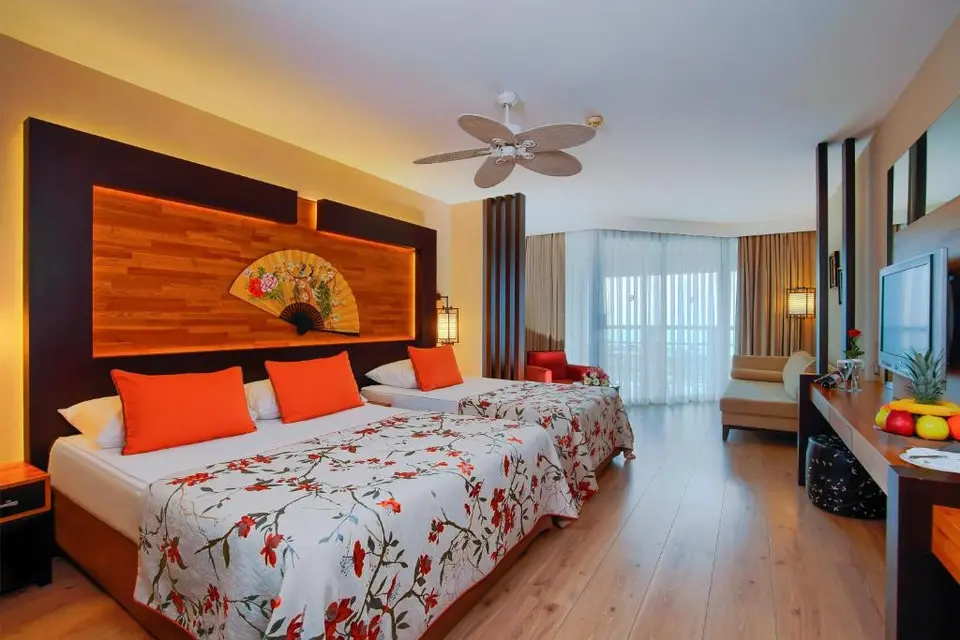 LIMAK LARA DE LUXE HOTEL & RESORT — фото 11, Coral Travel