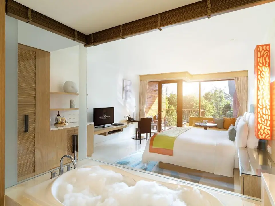 RENAISSANCE PHUKET RESORT & SPA — фото 4, Coral Travel