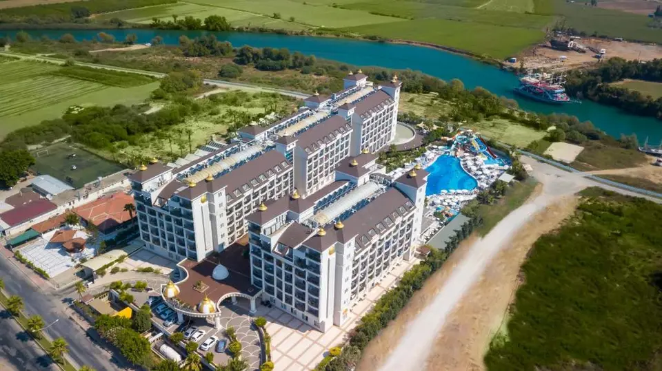 LAKE & RIVER SIDE HOTEL & SPA — фото 1, Coral Travel