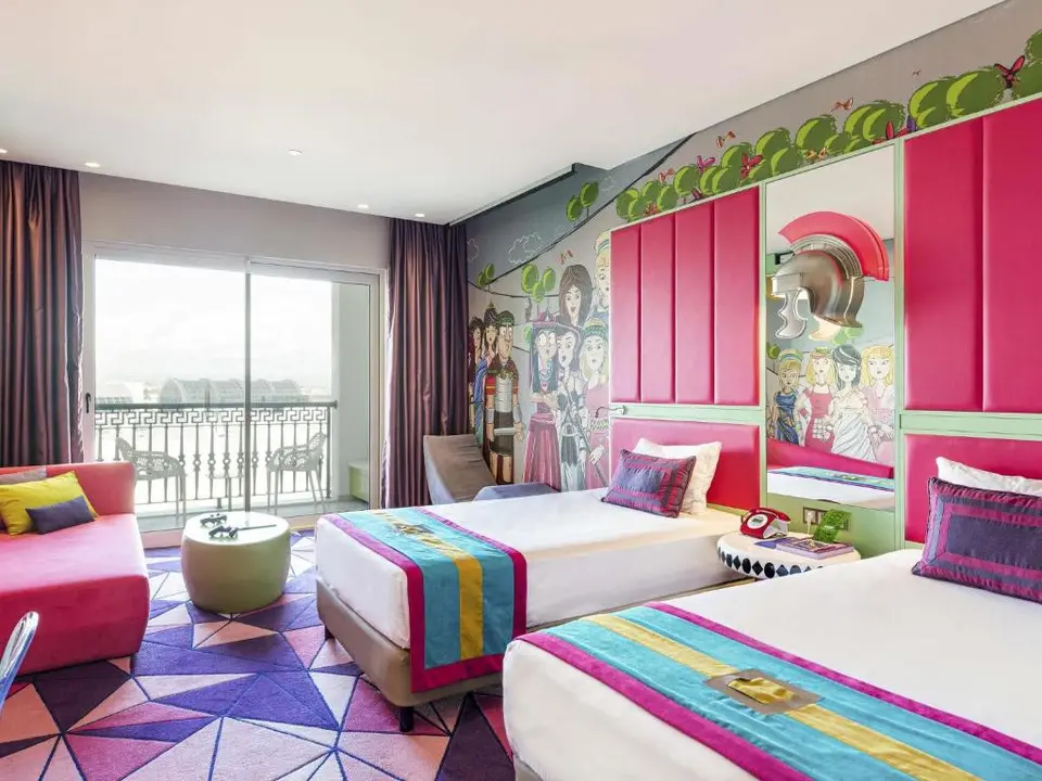 THE LAND OF LEGENDS KINGDOM (EX. RIXOS THE LAND OF LEGENDS THEME PARK) — фото 9, Coral Travel