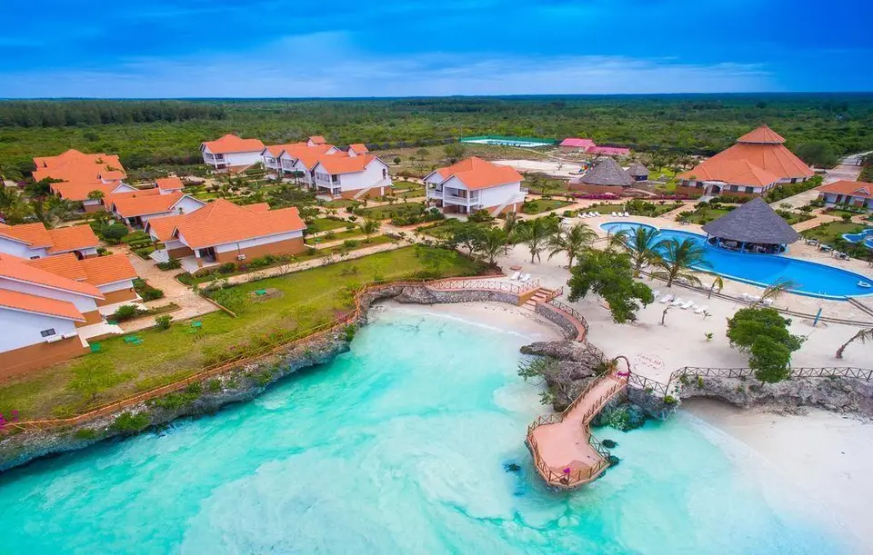 AZAO RESORT & SPA — коллекция Coral Travel