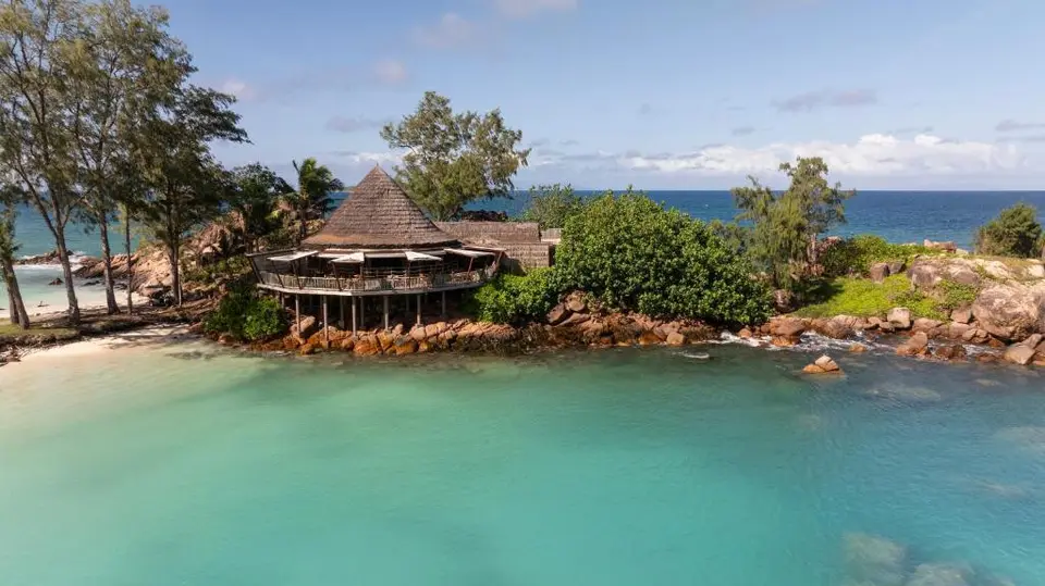 CONSTANCE LEMURIA — фото 4, Coral Travel
