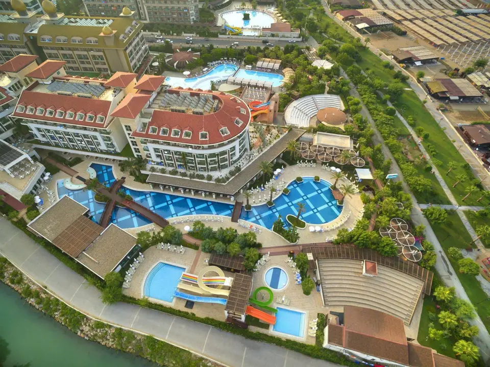 SUNIS EVREN BEACH RESORT & SPA — фото 1, Coral Travel