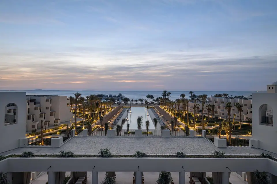 SERRY BEACH RESORT — фото 1, Coral Travel
