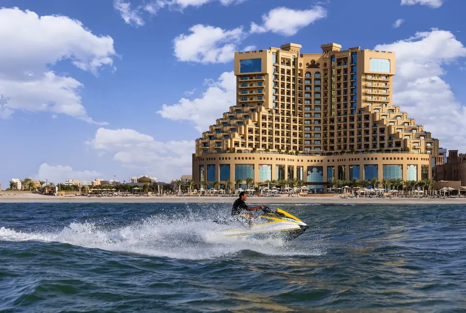 FAIRMONT AJMAN — фото 3, Coral Travel