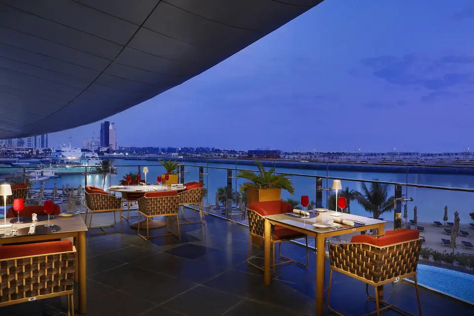 CONRAD ABU DHABI ETIHAD TOWERS (EX. JUMEIRAH AT ETIHAD TOWERS ABU DHABI) — фото 8, Coral Travel