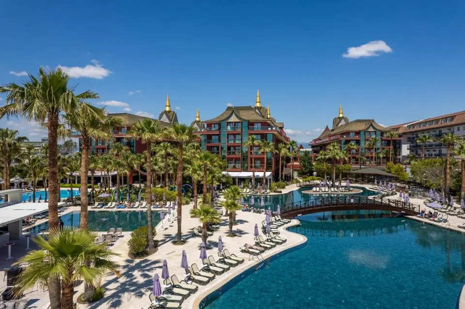 SIAM ELEGANCE HOTELS & SPA — фото 1, Coral Travel