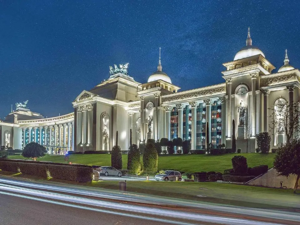 THE LAND OF LEGENDS KINGDOM (EX. RIXOS THE LAND OF LEGENDS THEME PARK) — фото 1, Coral Travel