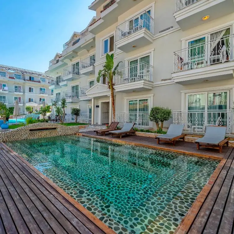 MONTEBELLO DELUXE — фото 1, Coral Travel