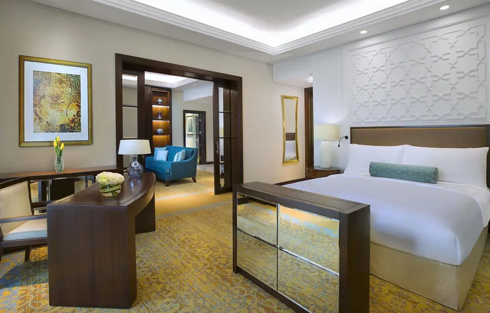 THE RITZ CARLTON DUBAI — фото 10, Coral Travel