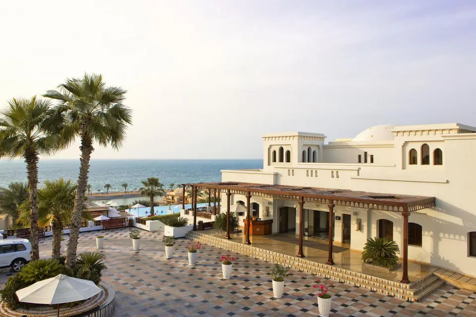THE COVE ROTANA RESORT — фото 11, Coral Travel