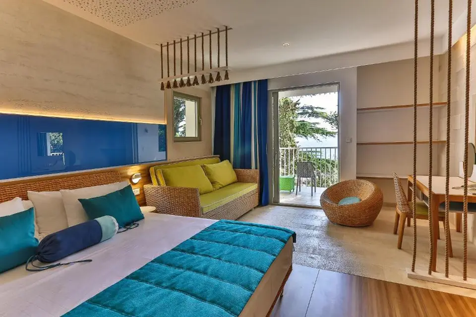 CARINE HOTEL PARK (EX. IBEROSTAR BIJELA PARK) — фото 2, Coral Travel