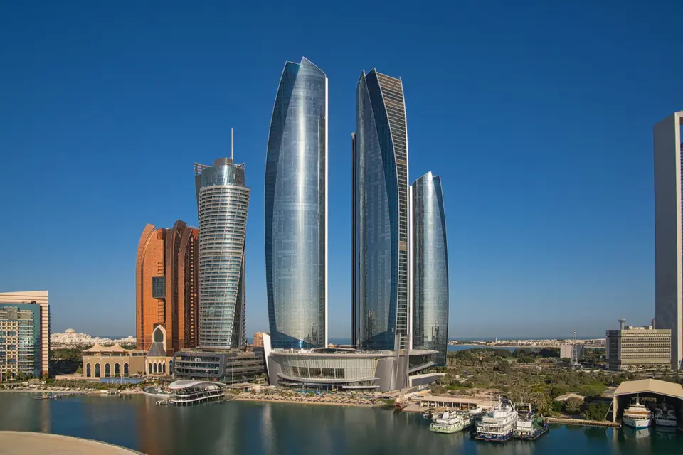 CONRAD ABU DHABI ETIHAD TOWERS (EX. JUMEIRAH AT ETIHAD TOWERS ABU DHABI) — фото 1, Coral Travel