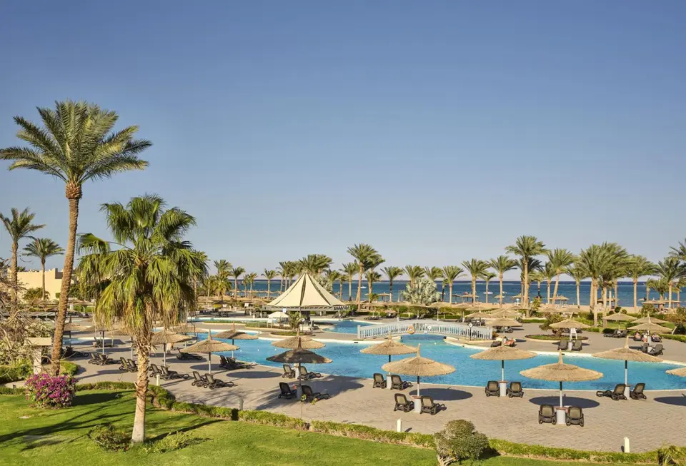 CORAL SEA WATER WORLD (EX. CORAL SEA RESORT) — фото 3, Coral Travel