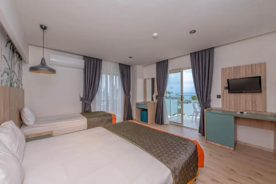 LIMS BONA DEA BEACH HOTEL — фото 3, Coral Travel
