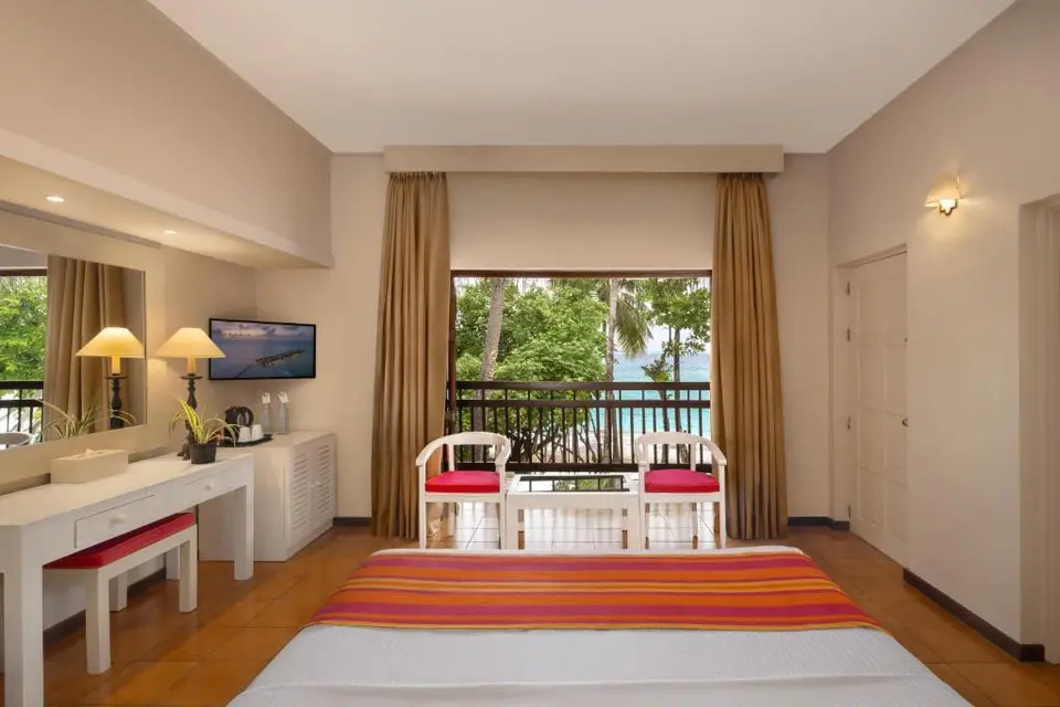 ADAARAN CLUB RANNALHI — фото 2, Coral Travel