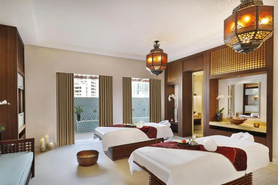 THE RITZ CARLTON DUBAI — фото 2, Coral Travel