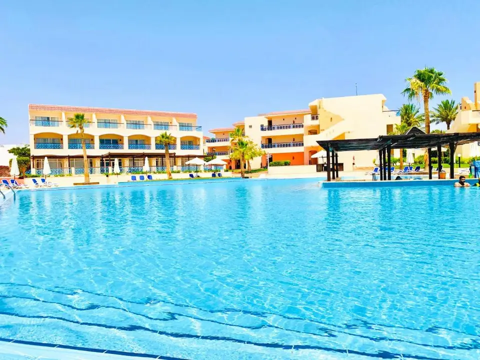 IVY CYRENE ISLAND AQUA PARK RESORT — фото 1, Coral Travel