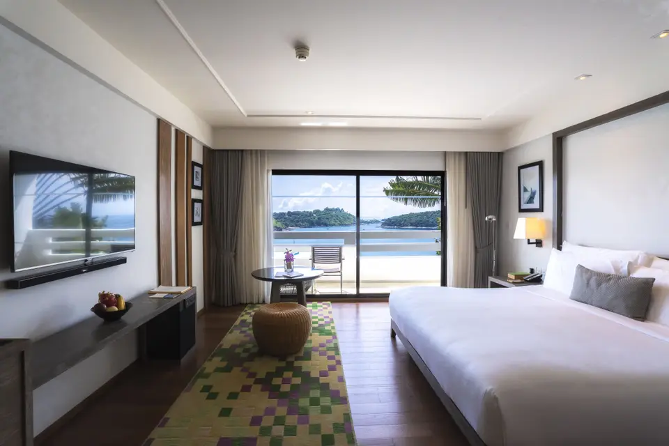 THE NAI HARN (EX. PURAVARNA THE ROYAL PHUKET YACHT CLUB) — фото 2, Coral Travel