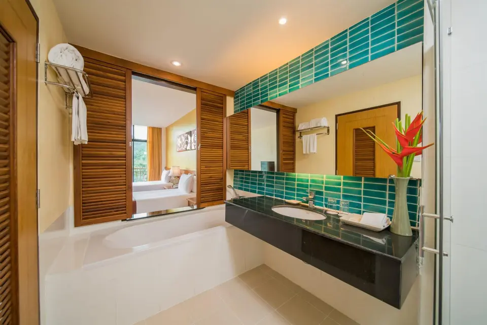 NAITHONBURI BEACH RESORT — фото 12, Coral Travel