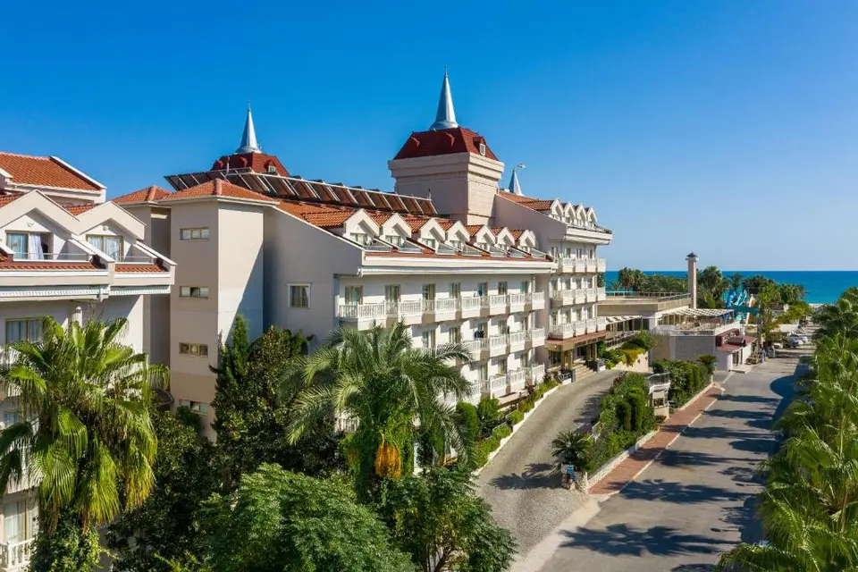 AYDINBEY FAMOUS RESORT — фото 1, Coral Travel