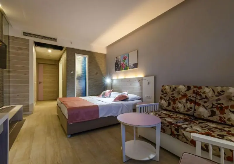 CARINE HOTEL PARK (EX. IBEROSTAR BIJELA PARK) — фото 3, Coral Travel