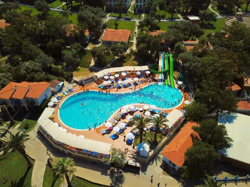CLUB RESORT ATLANTIS — фото 3, Coral Travel
