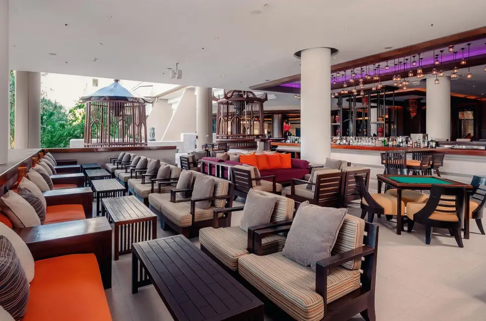 PARADOX RESORT PHUKET (EX. MOVENPICK RESORT & SPA KARON BEACH) — фото 9, Coral Travel