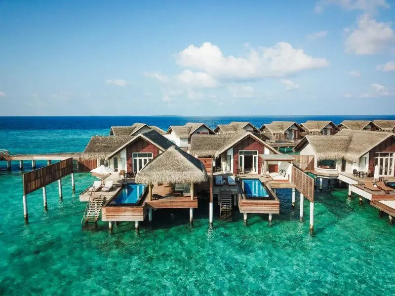 SIRRU FEN FUSHI PRIVATE LAGOON RESORT (EX. FAIRMONT SIRRU FEN FUSHI) — фото 1, Coral Travel