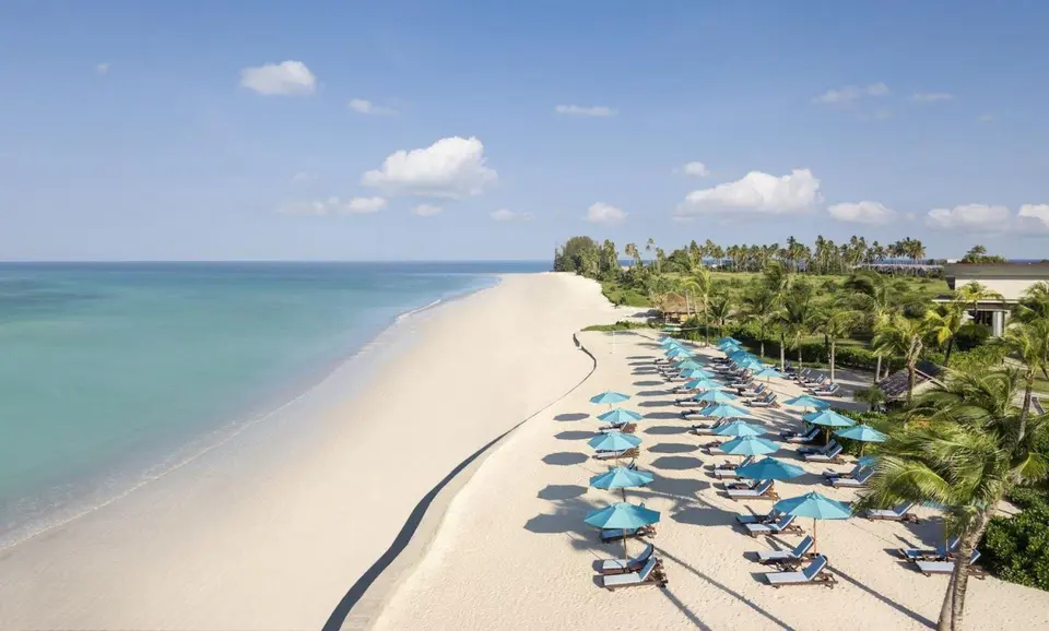 LE MERIDIEN KHAO LAK RESORT & SPA (EX. BANGSAK MERLIN RESORT) — фото 3, Coral Travel