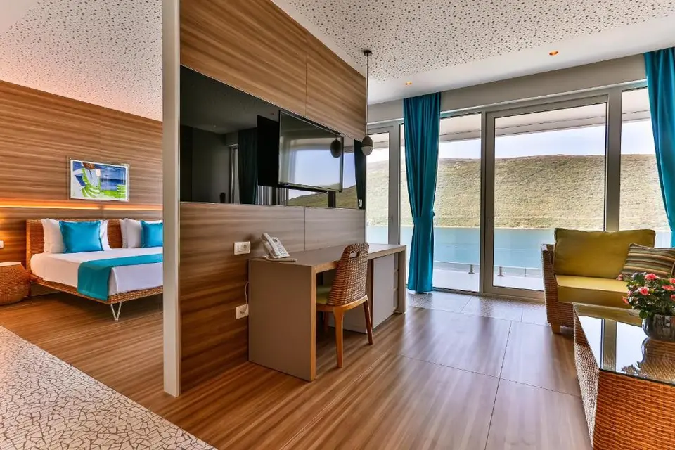 CARINE HOTEL KUMBOR (EX. IBEROSTAR SELECTION KUMBOR) — фото 6, Coral Travel