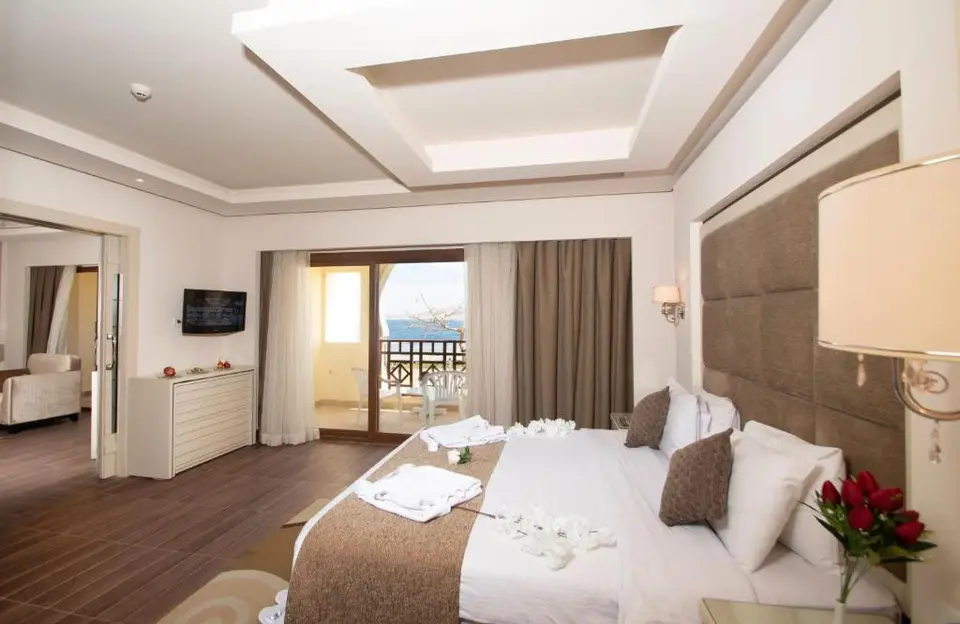 CHARMILLION CLUB RESORT (EX. SEA CLUB RESORT) — фото 3, Coral Travel