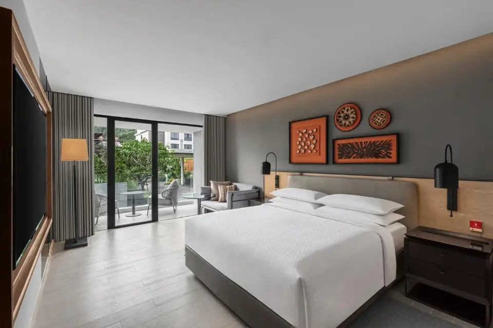 FOUR POINTS BY SHERATON PHUKET PATONG BEACH RESORT — фото 11, Coral Travel