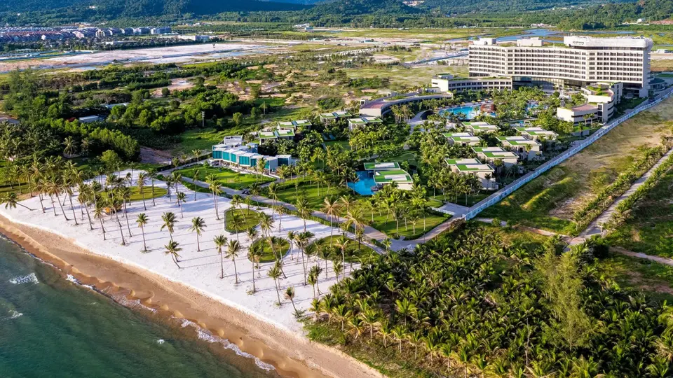 PULLMAN PHU QUOC BEACH RESORT — фото 1, Coral Travel