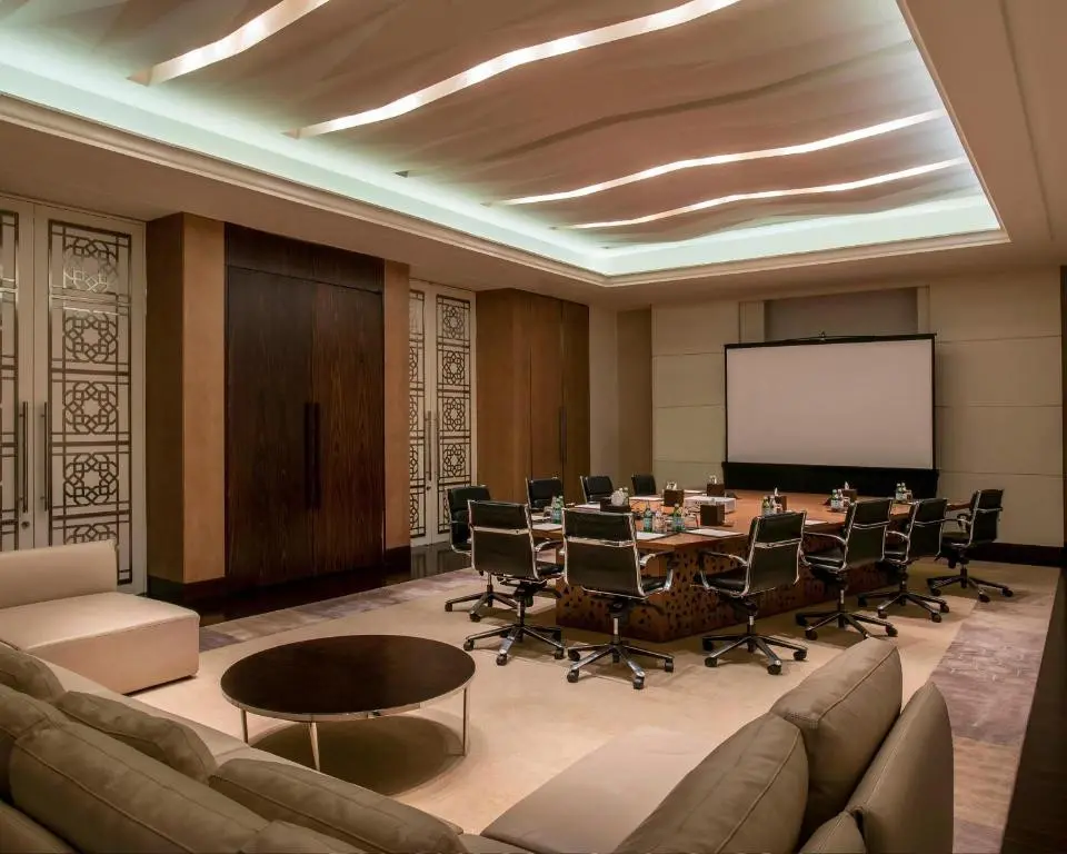 PARK HYATT ABU DHABI HOTEL & VILLAS — фото 8, Coral Travel