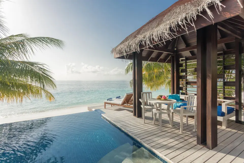 BANDOS MALDIVES (EX. BANDOS ISLAND RESORT) — коллекция Coral Travel