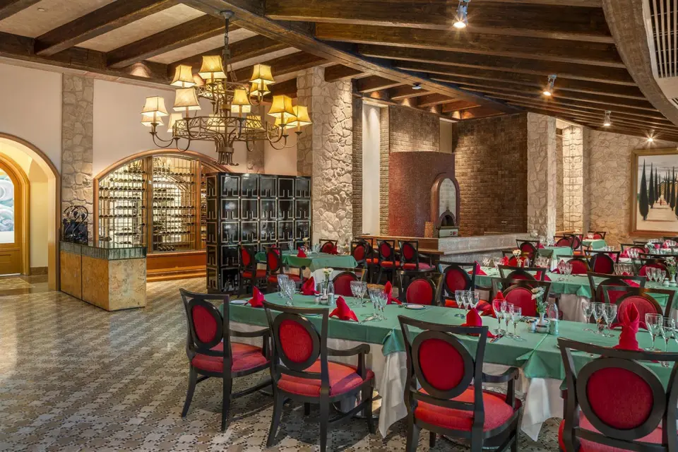 CALISTA LUXURY RESORT — фото 10, Coral Travel