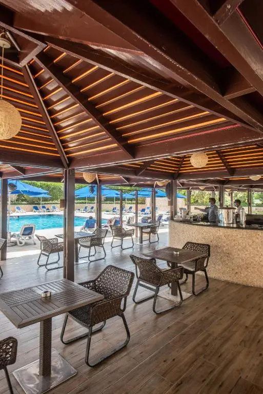 BM BEACH HOTEL — фото 5, Coral Travel